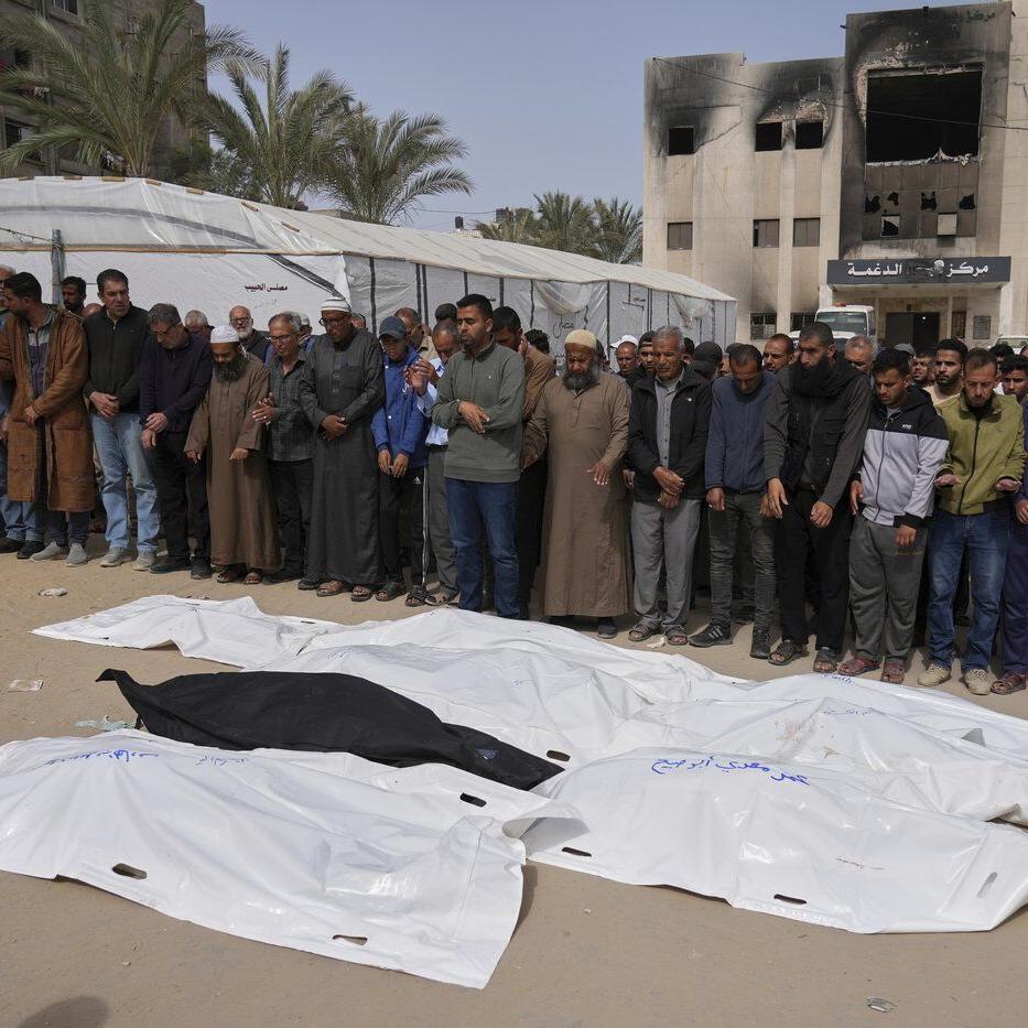 Israeli strikes on Gaza kill 32, mostly women and children